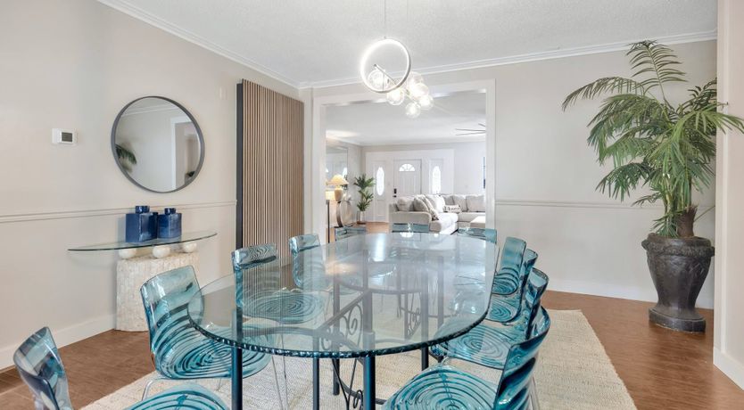 Photo of Palm Mansion