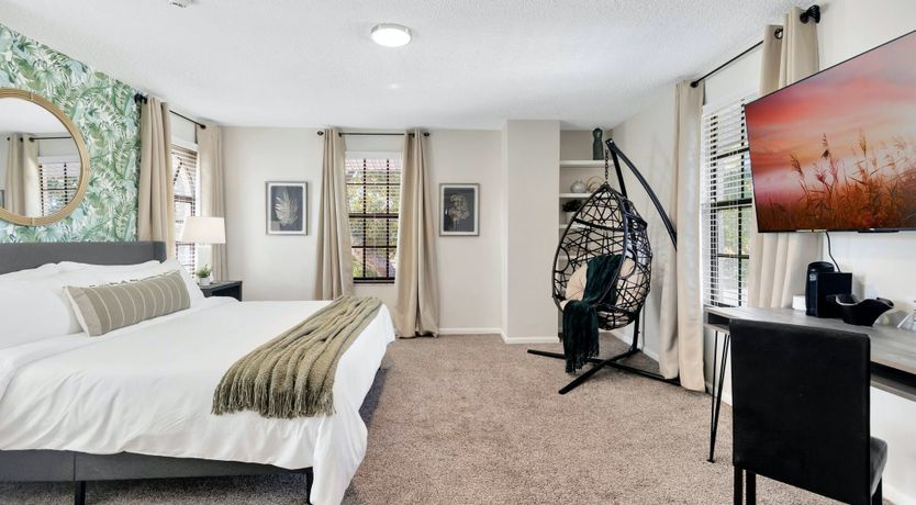 Photo of Palm Mansion