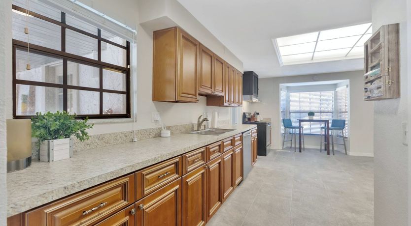 Photo of Palm Mansion