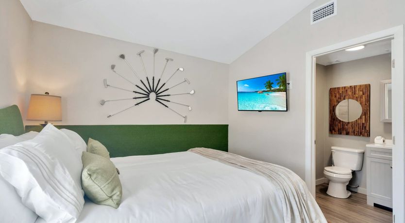 Photo of Palm Mansion