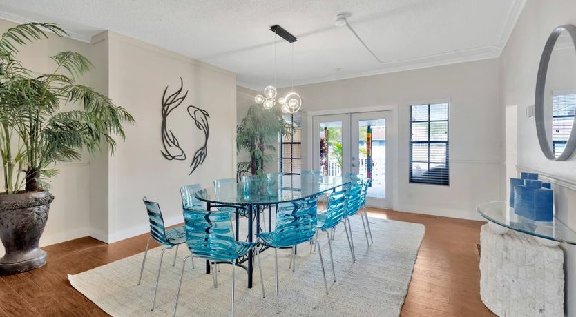 Photo of Palm Mansion