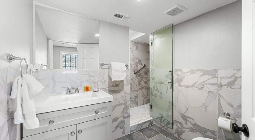 Photo of VoyageATL Manor