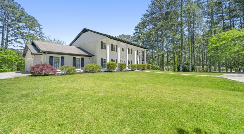 Photo of VoyageATL Manor