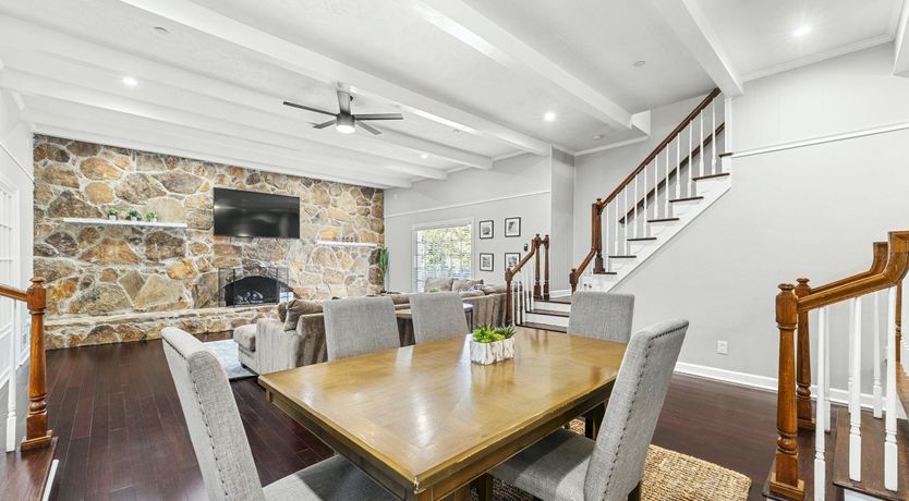 Photo of VoyageATL Manor