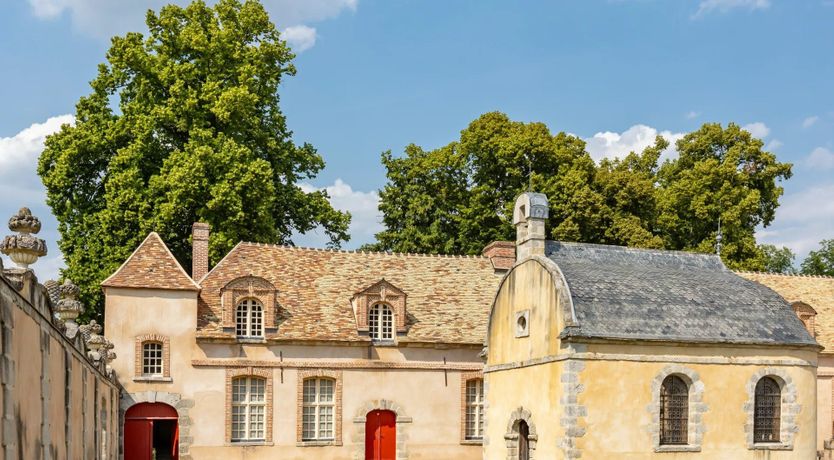 Photo of Ornate Opulence