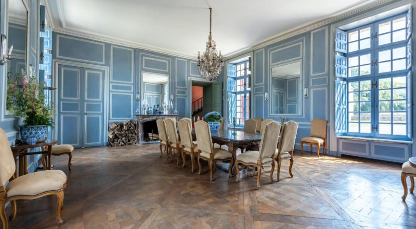 Photo of Ornate Opulence