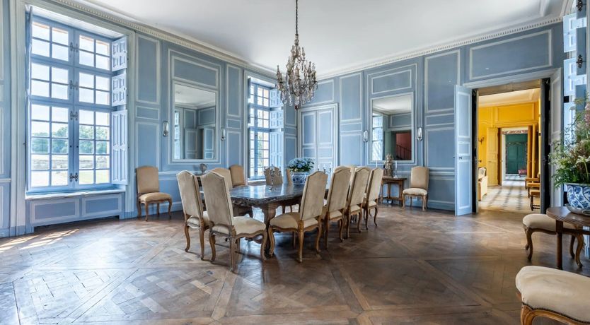 Photo of Ornate Opulence