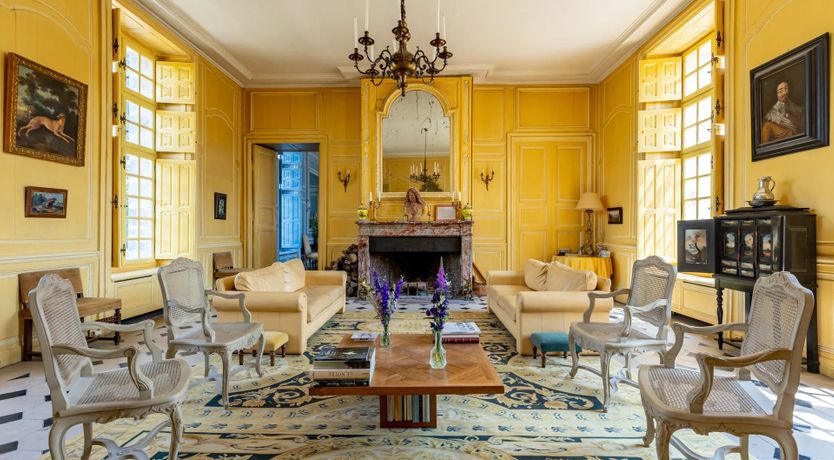 Photo of Ornate Opulence