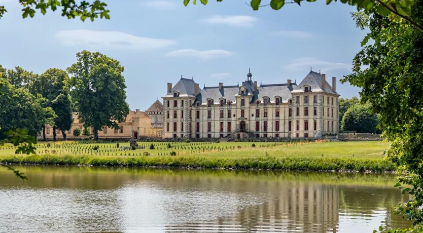 Photo of Ornate Opulence