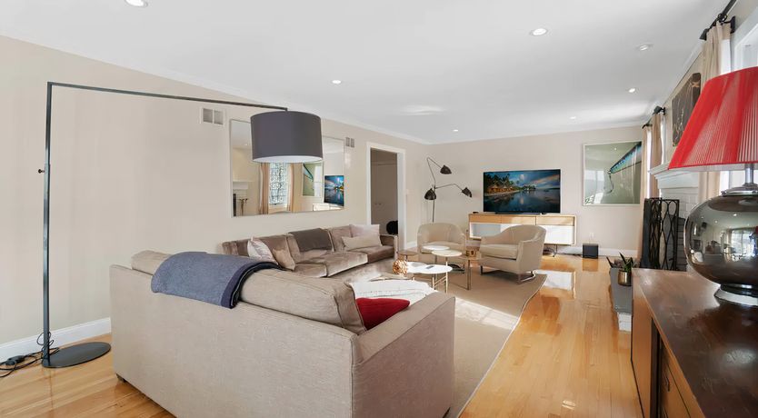 Photo of The Rainbow Bird