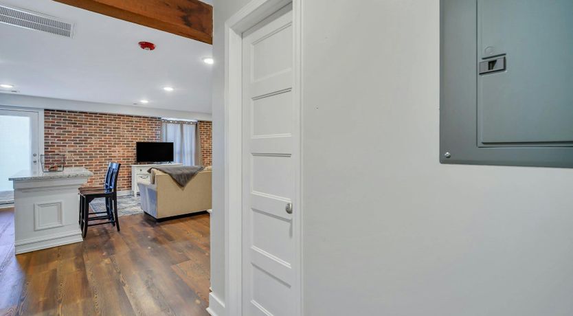 Photo of Stately Boro