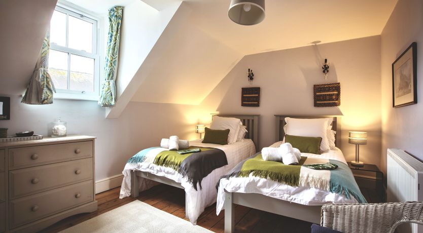 Photo of Sea Grass & Sorrel