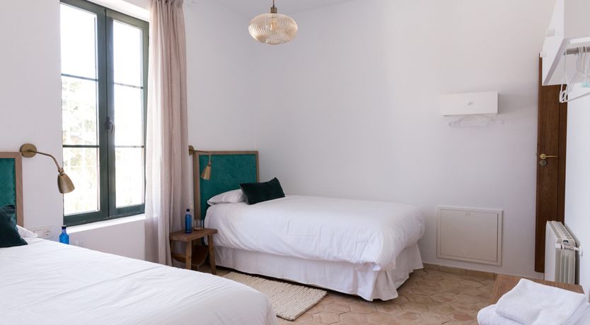 Photo of Mountains & Meadows