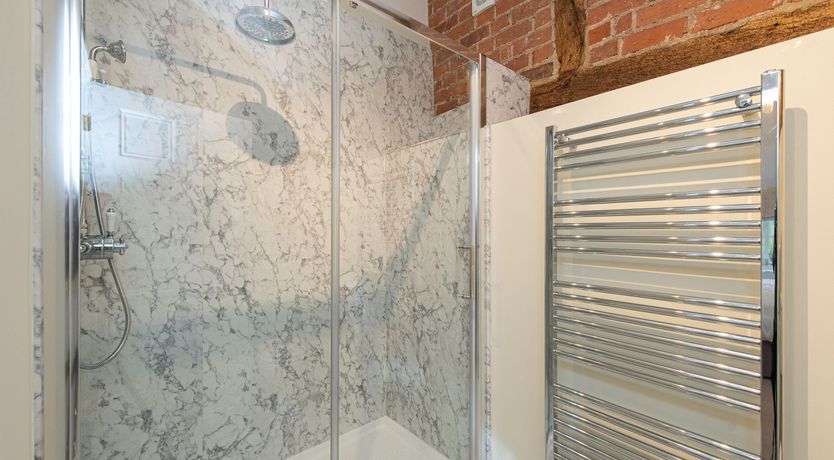 Photo of Kiln & Apple