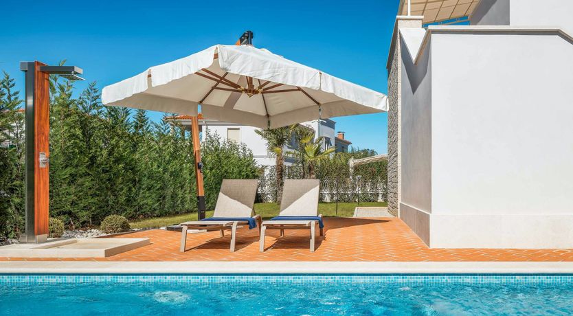 Photo of The Ivory Stone