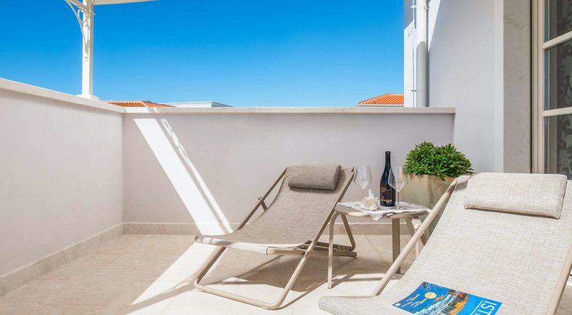 Photo of The Ivory Stone