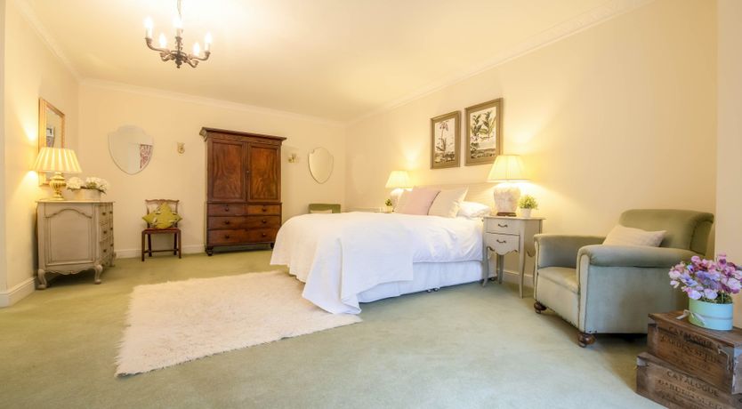 Photo of Countryside Chimes