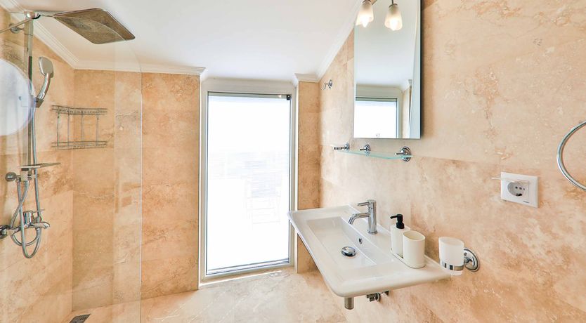 Photo of Seabreeze Hideaway