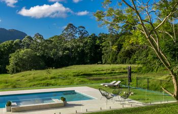 Historic Hillview Retreat Holiday Home