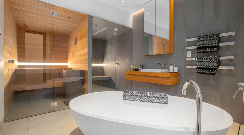 Photo of The Queen of Diamonds