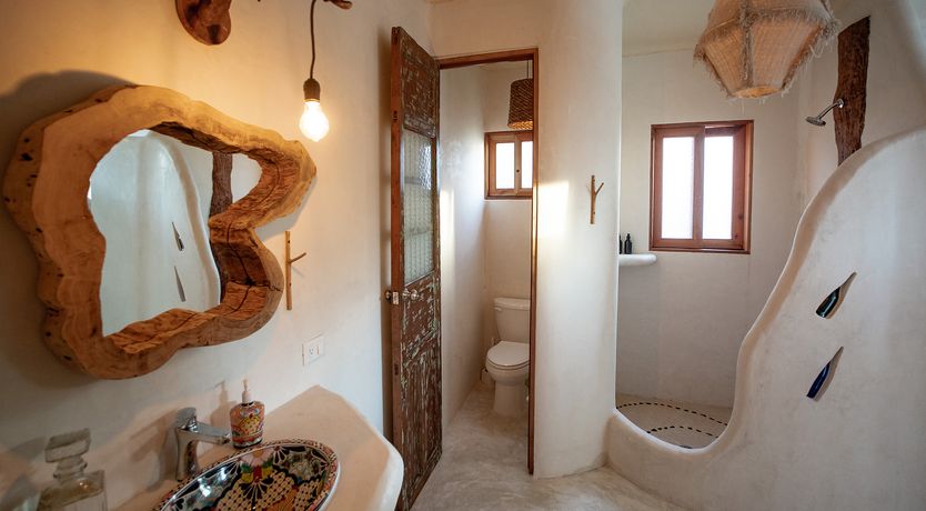 Photo of Caribbean Waters Edge