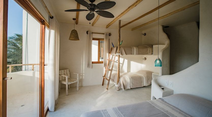 Photo of Caribbean Waters Edge