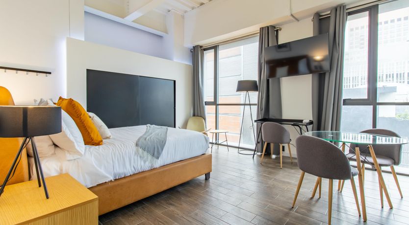 Photo of Historic Chic