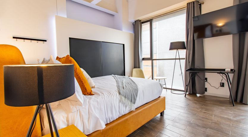 Photo of Historic Chic