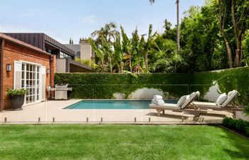 Melbourne Life Holiday Home