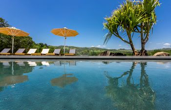 Effortless Elysium Holiday Home