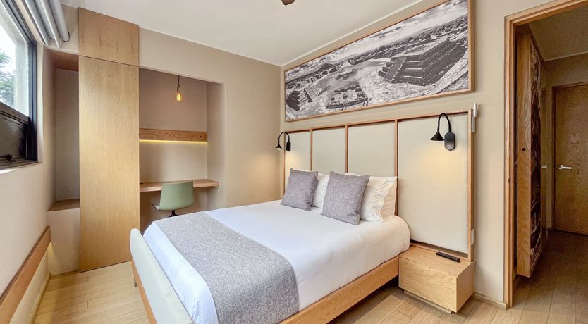 Photo of Ode to Nápoles