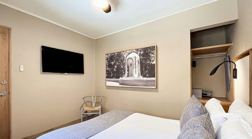 Photo of Ode to Nápoles