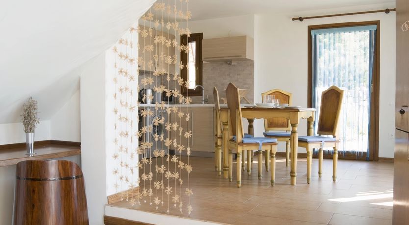 Photo of Olive Laugh Love