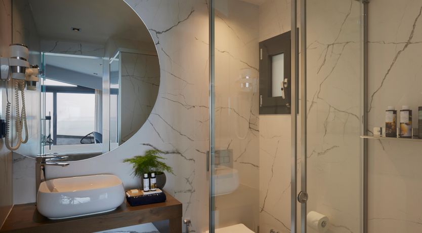 Photo of Hera's Hideaway