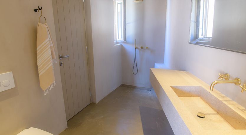 Photo of Serene in Serifos