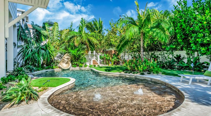 Photo of Siesta Dream