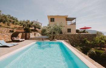 Alonissos Oasis Holiday Home