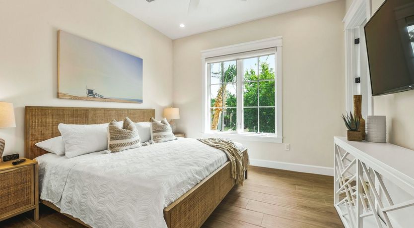 Photo of Turn to the Light