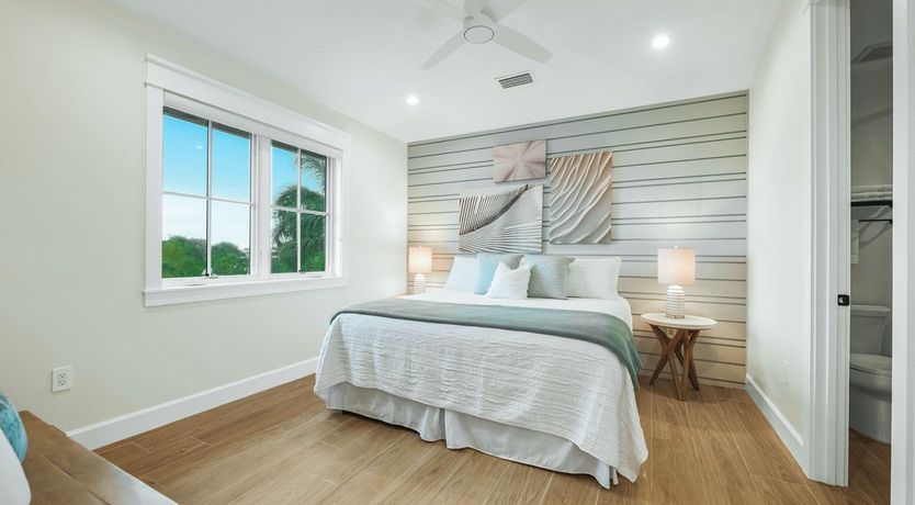 Photo of Turn to the Light