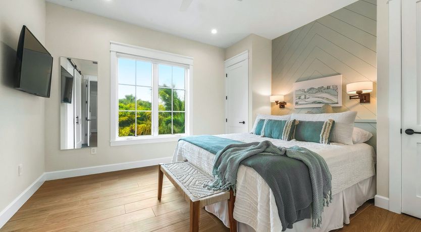 Photo of Turn to the Light