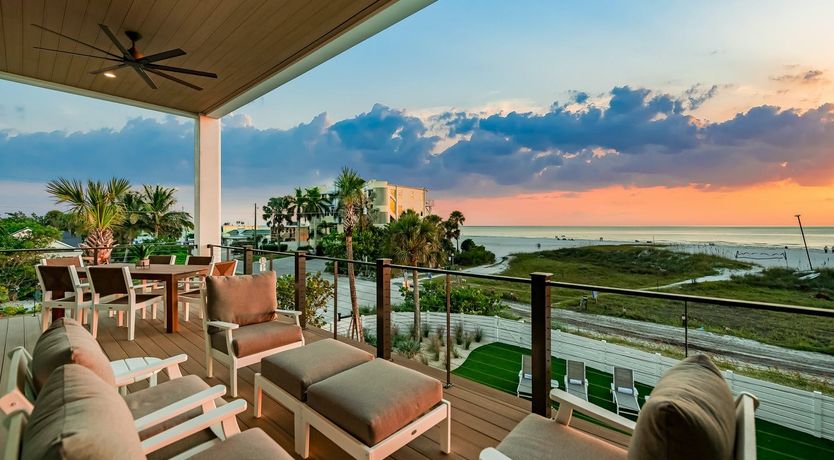 Photo of Live in Paradise