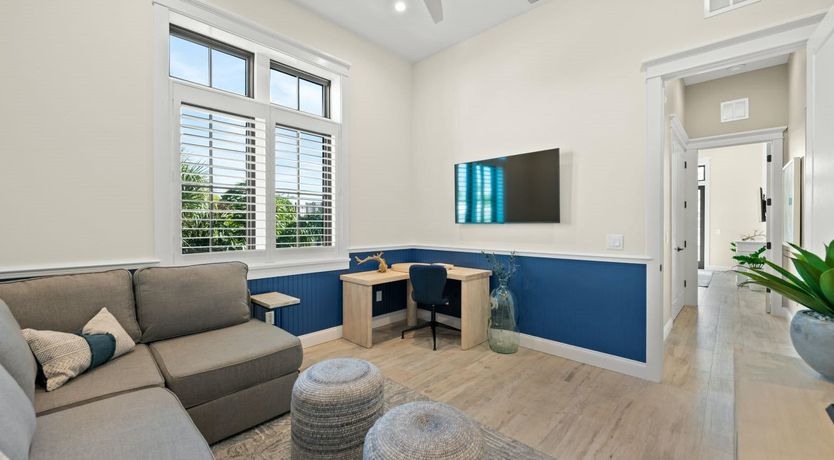 Photo of Live in Paradise