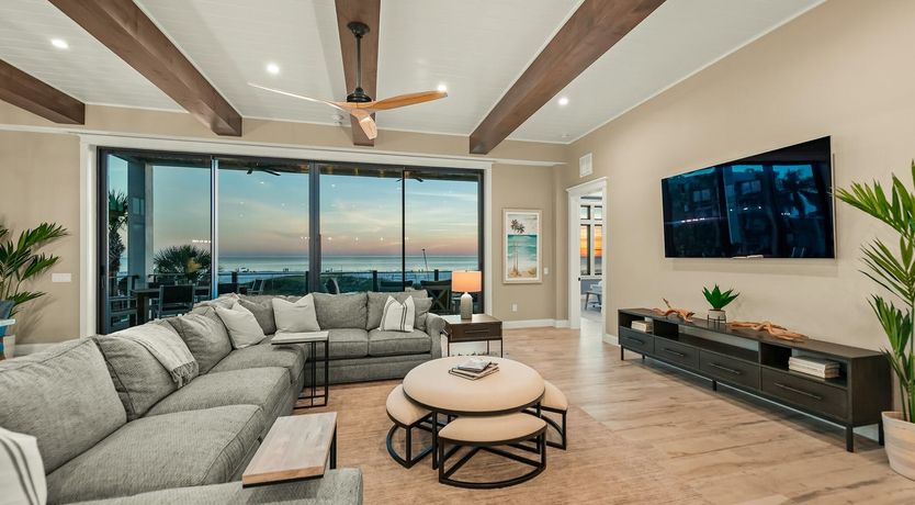 Photo of Live in Paradise