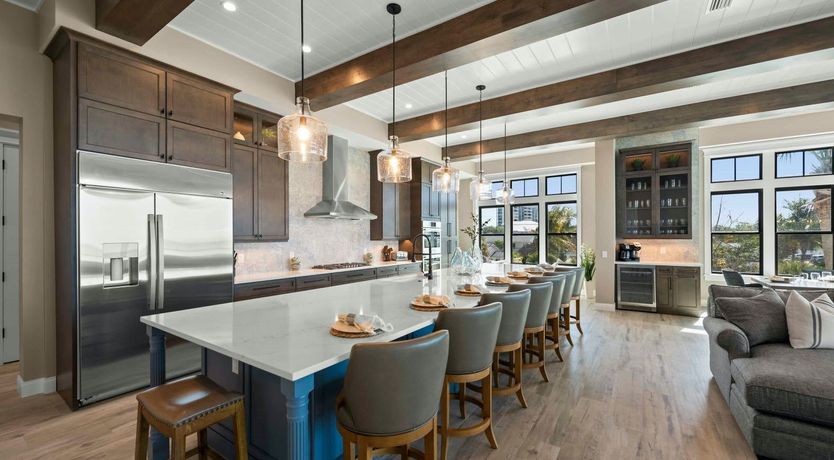 Photo of Live in Paradise