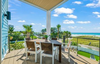 Live in Paradise Holiday Home