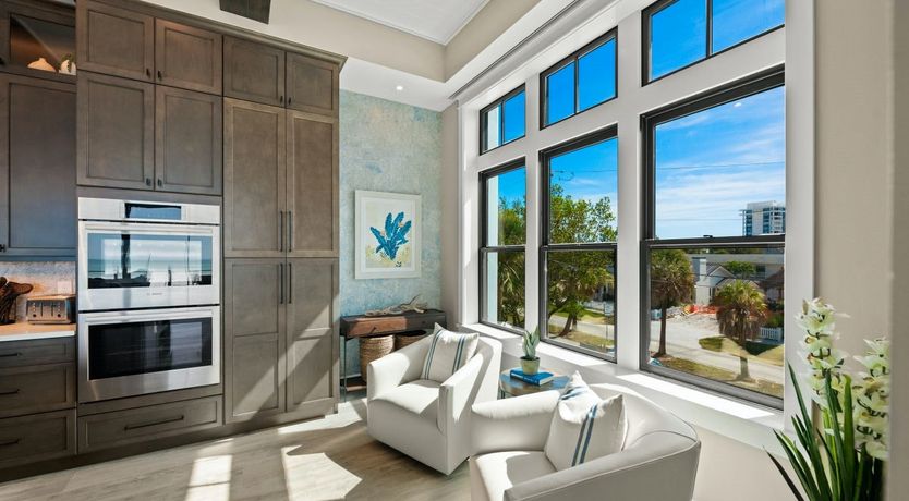 Photo of Live in Paradise