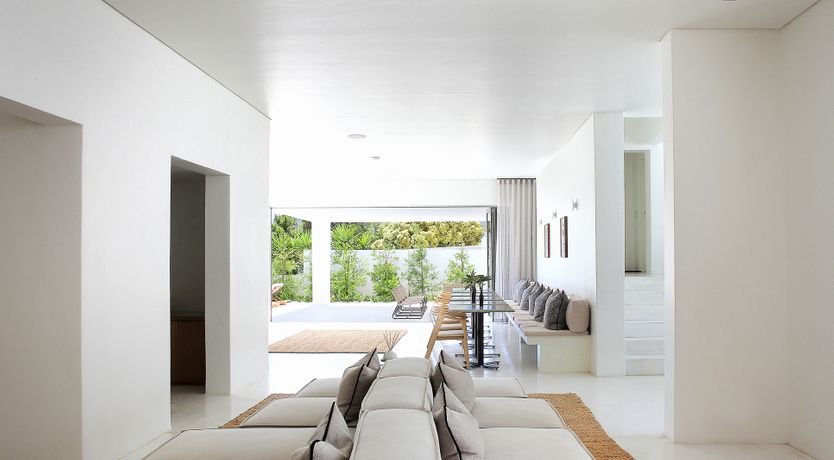 Photo of Mountain's Silhouette