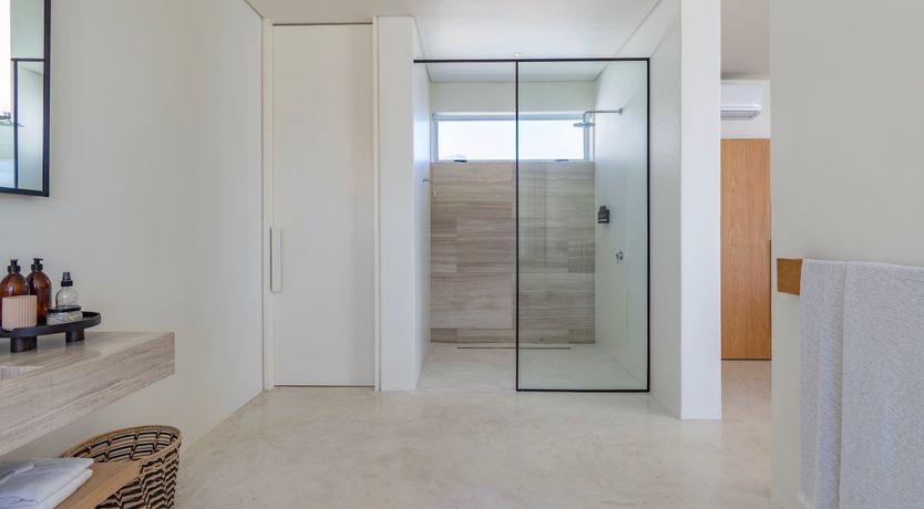 Photo of Mountain's Silhouette