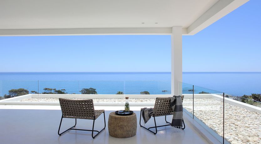 Photo of Mountain's Silhouette