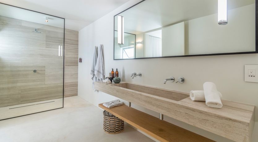 Photo of Mountain's Silhouette